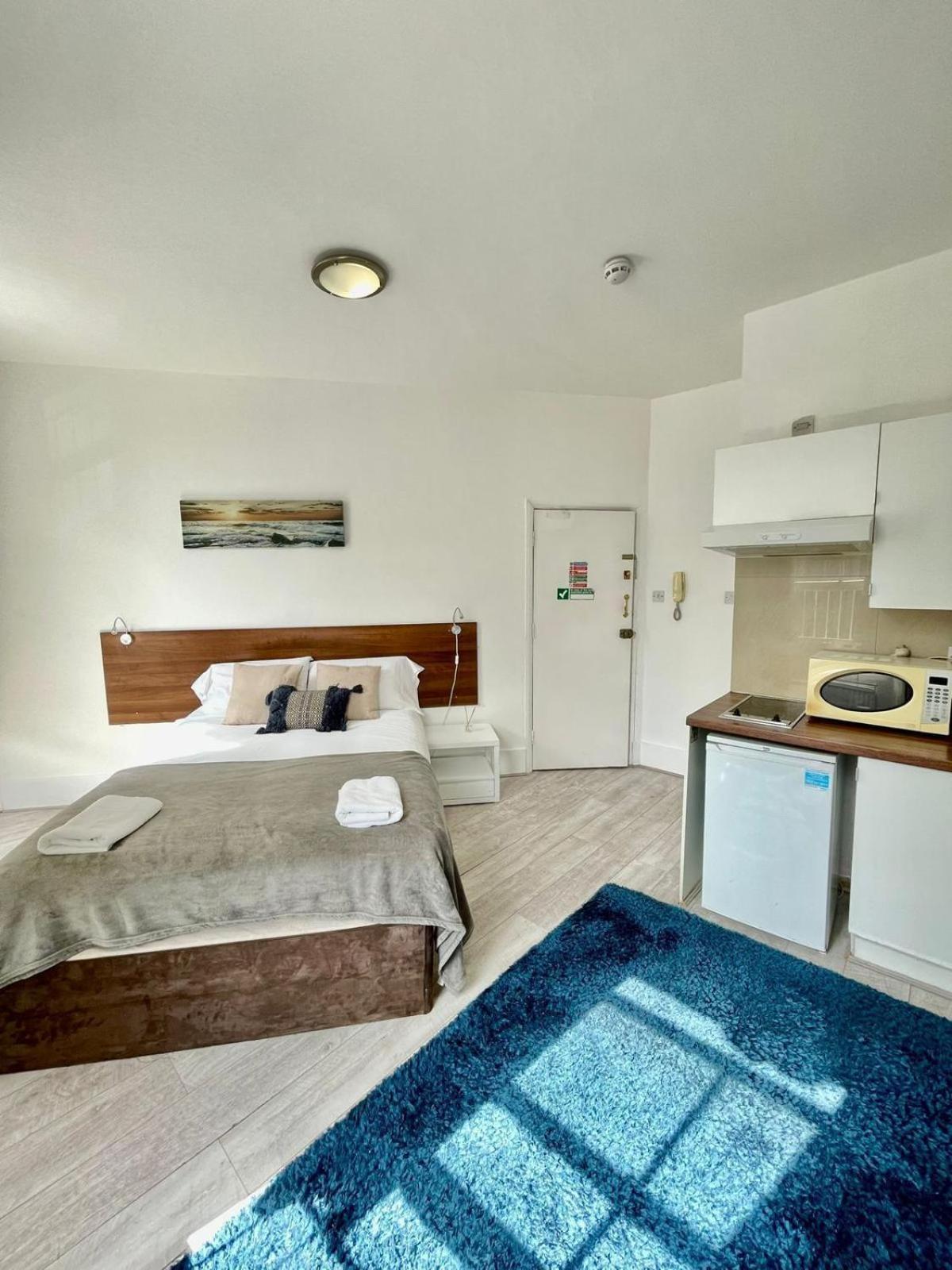 Cromwell Apartments London Exterior photo